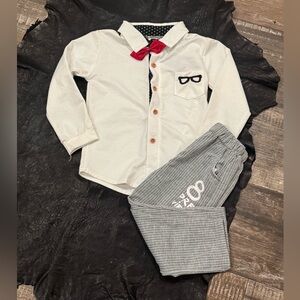Boys' Set, Size XL. 3T
Letter Print Pants and Long-Sleeved Top
